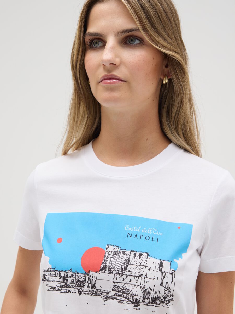 Women's white pure cotton regular fit T-shirt with print_3