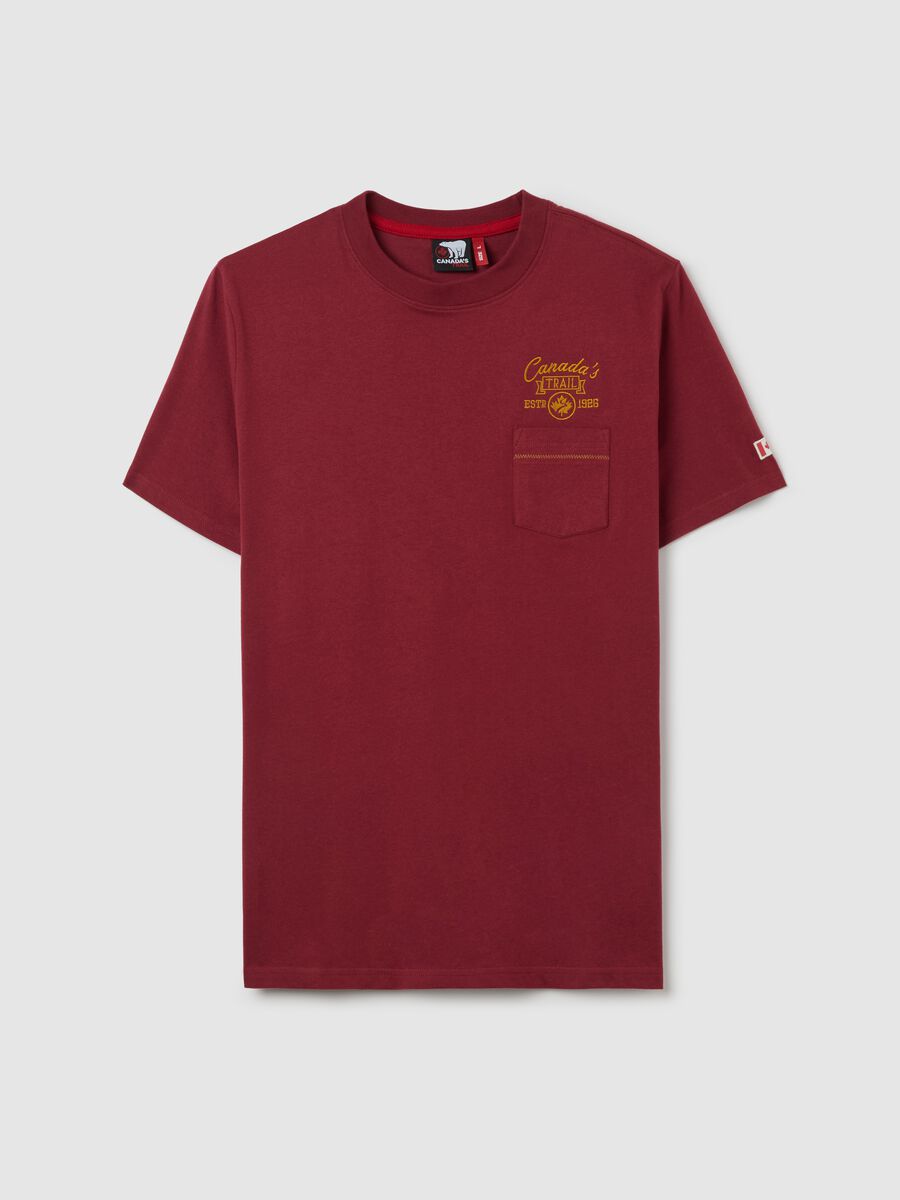 Canada's Trail red T-shirt with pocket and embroidery_4