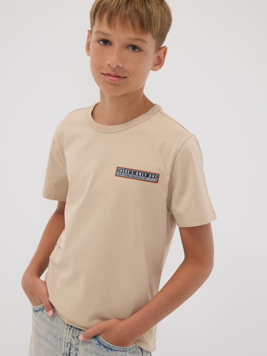 T-shirt beige in puro cotone con stampa fronte e retro_0