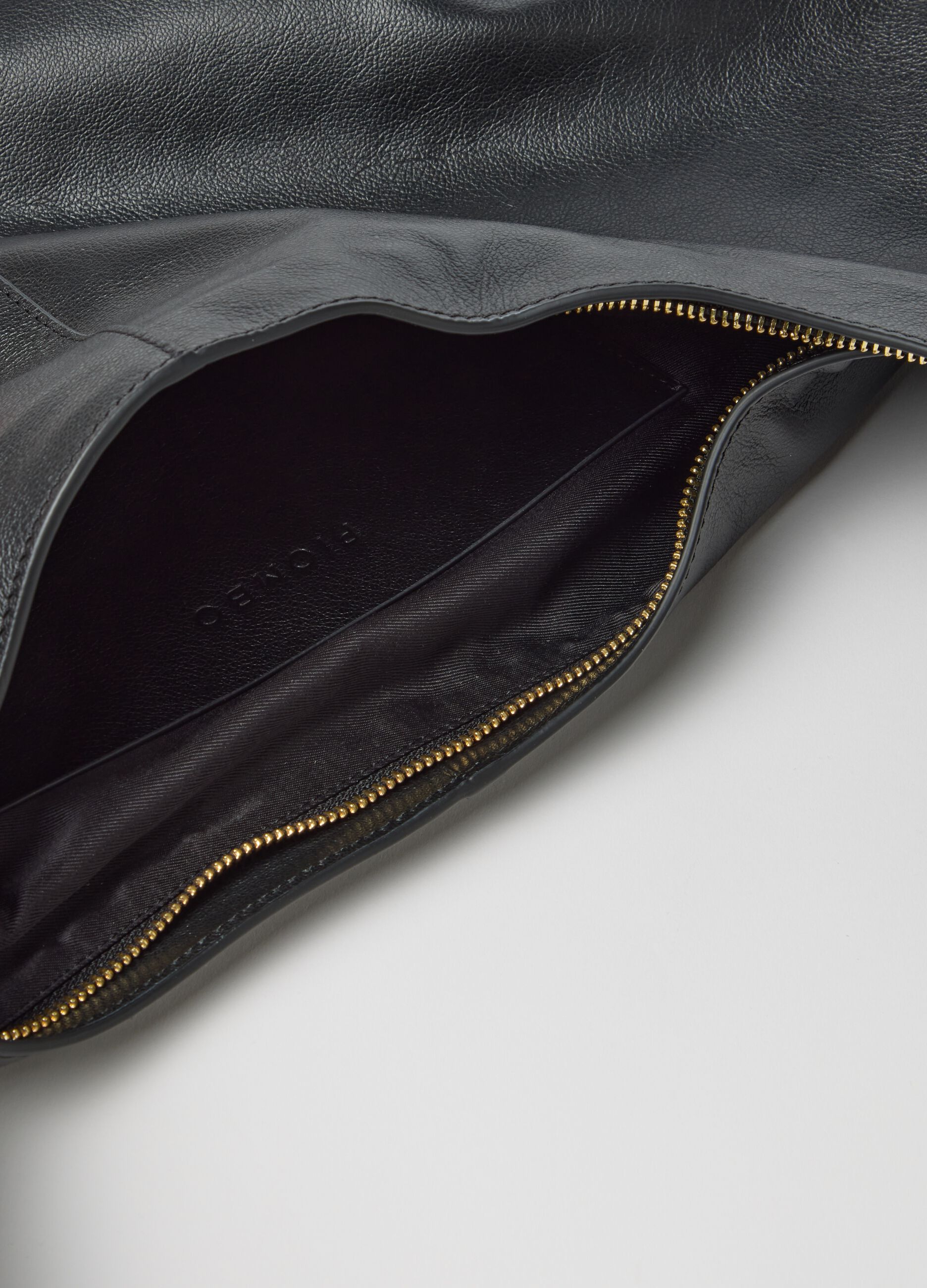 Hobo bag in leather