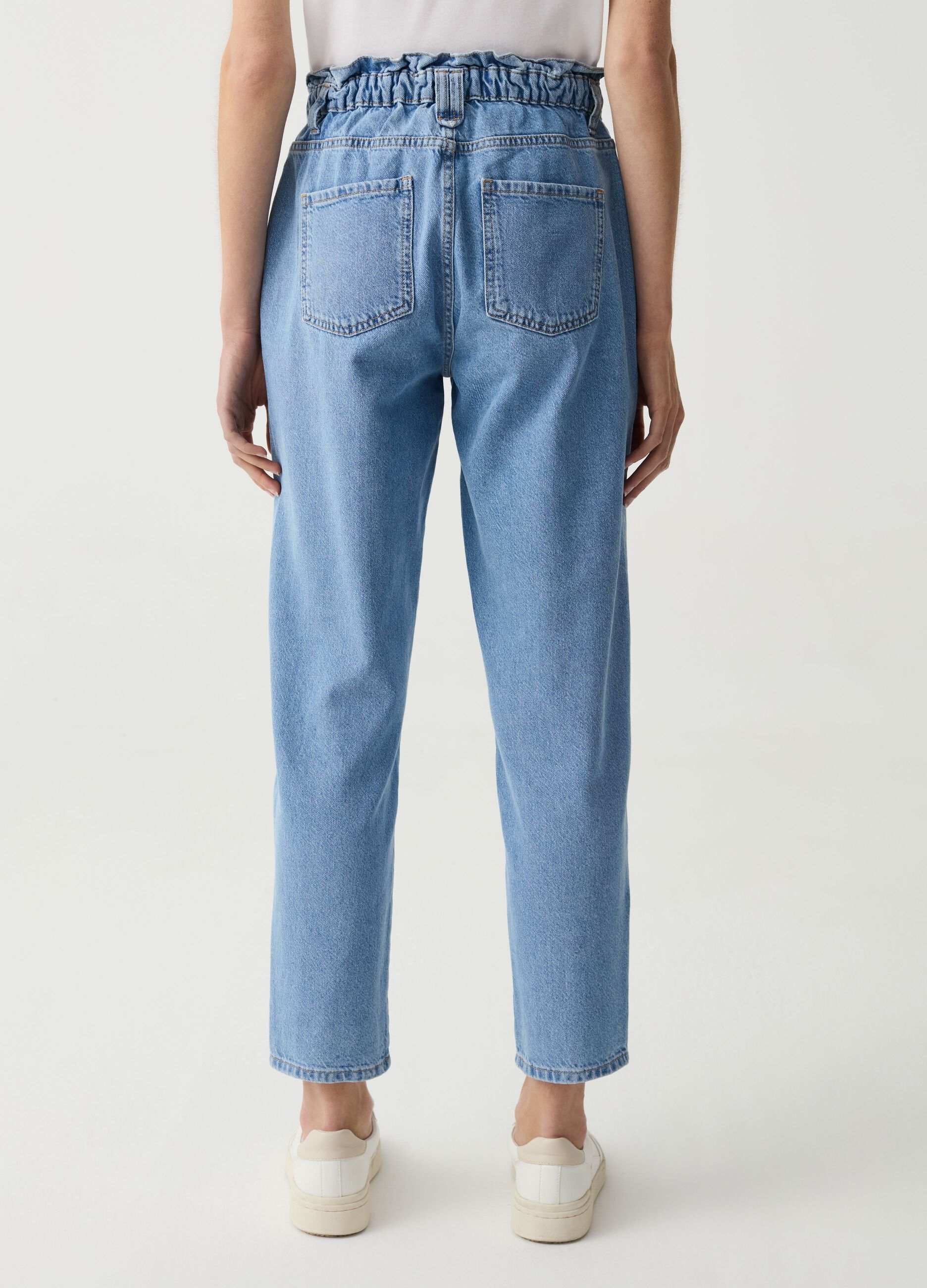 Mum-fit cropped jeans