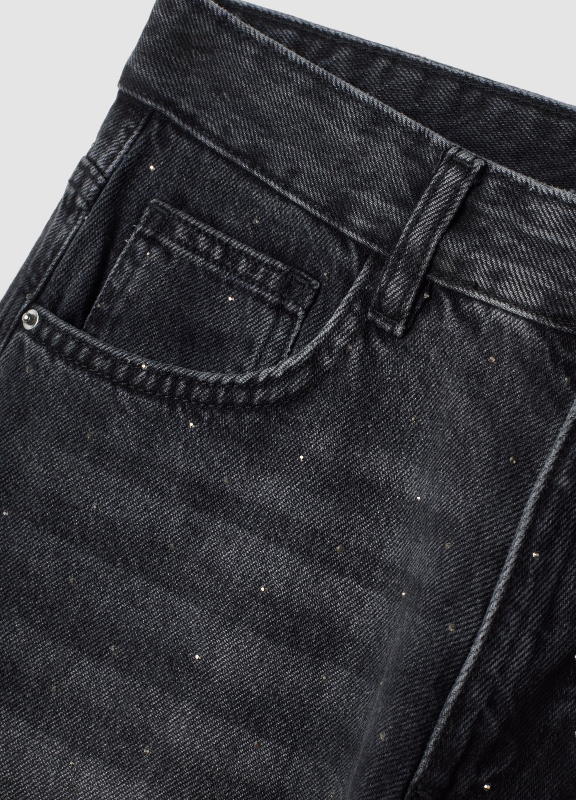 Jeans neri in puro cotone skater fit con strass
