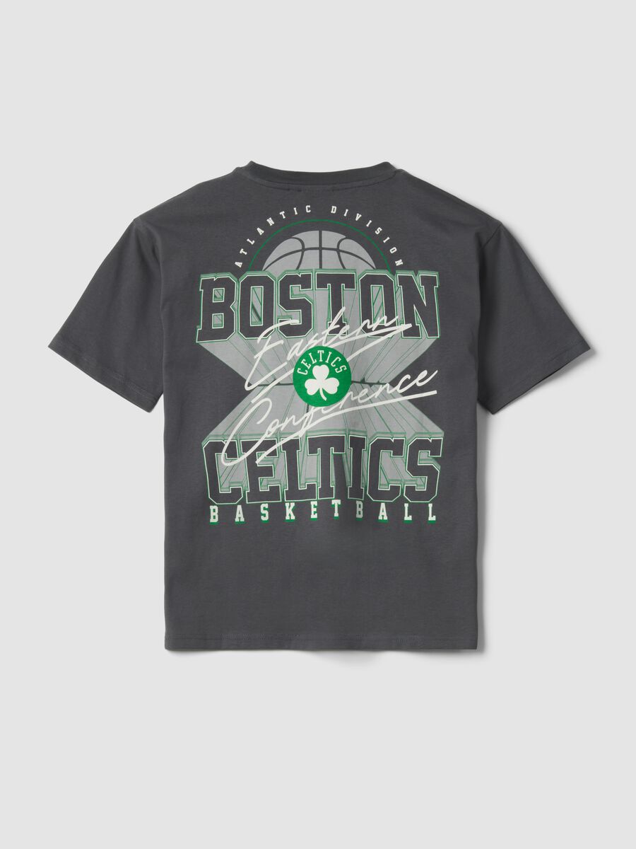 T-shirt in puro cotone grigia da bambino oversize fit Boston Celtics_1