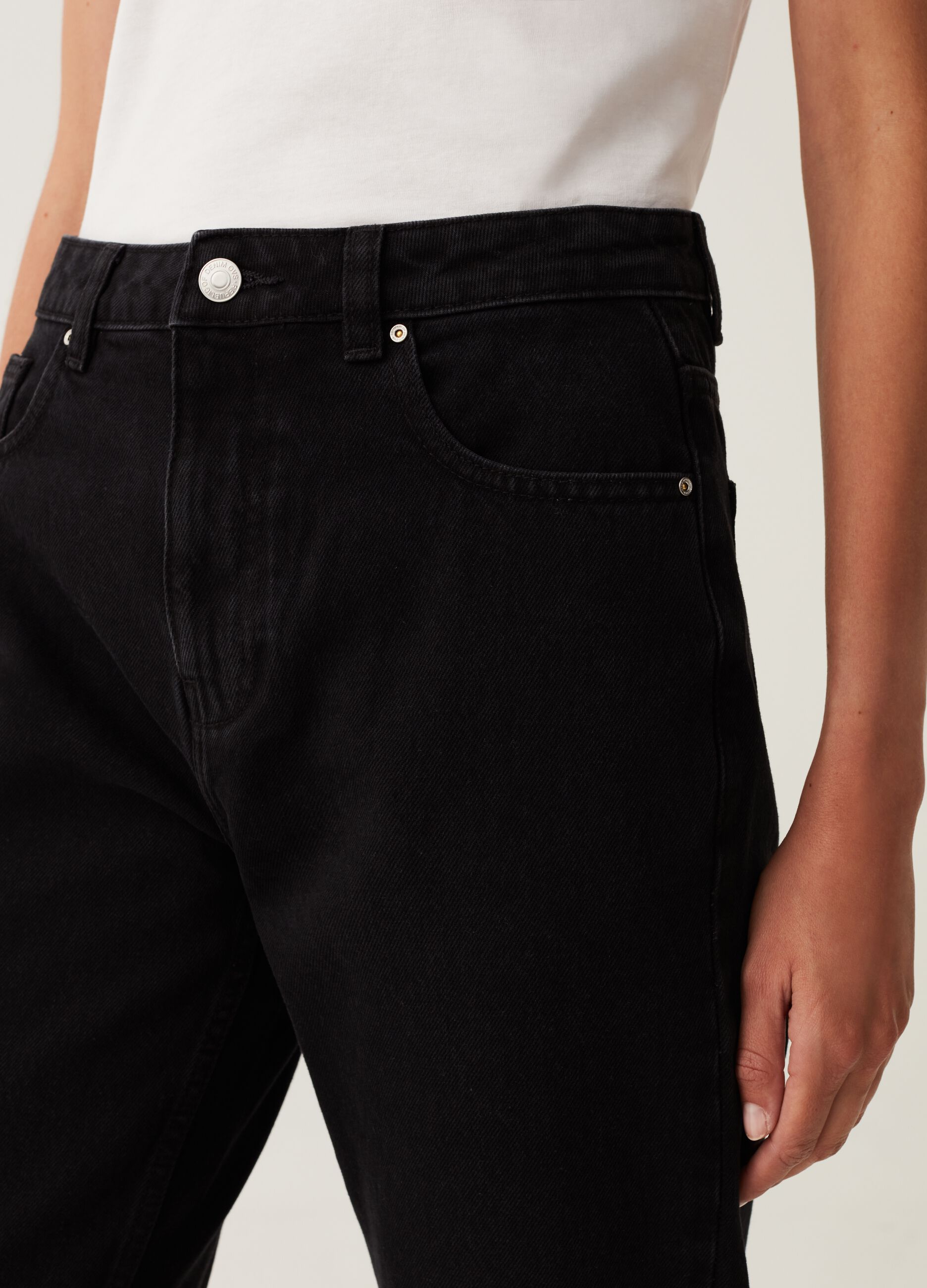 Jeans mom fit slim cinque tasche_3