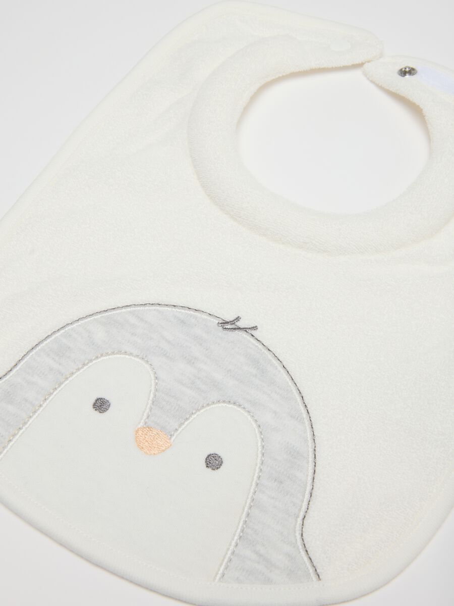 Twin-pack of white cotton bibs_2