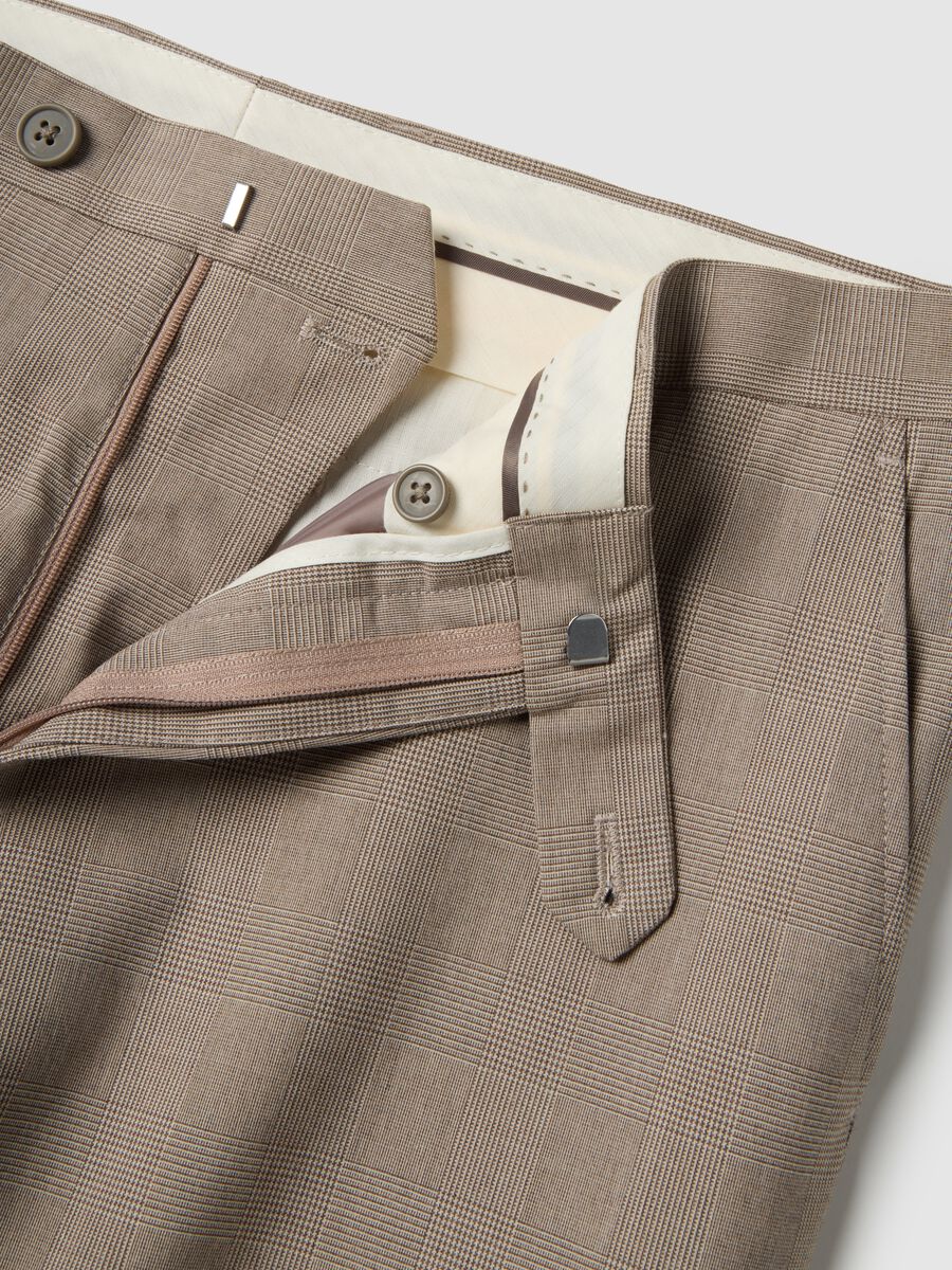 Beige Checked Slim Fit Trousers_5
