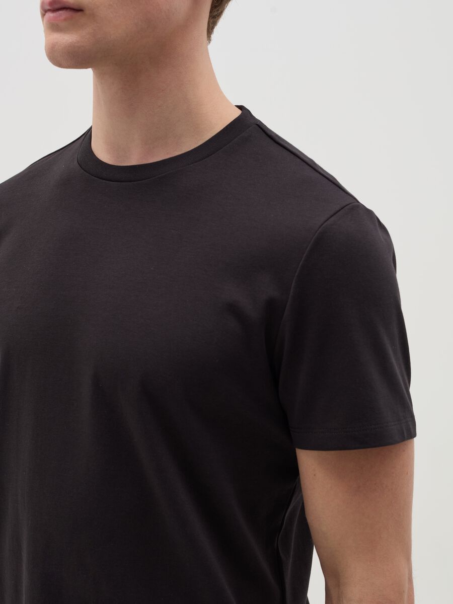 T-shirt with technical fabric_3