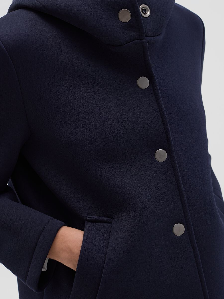 Short jacket with hood and buttons_2