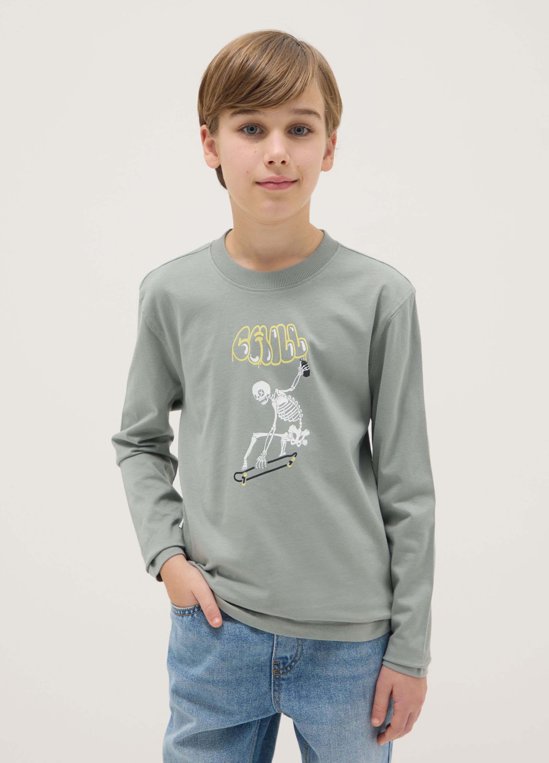 Grey pure cotton regular fit t-shirt with print for boy