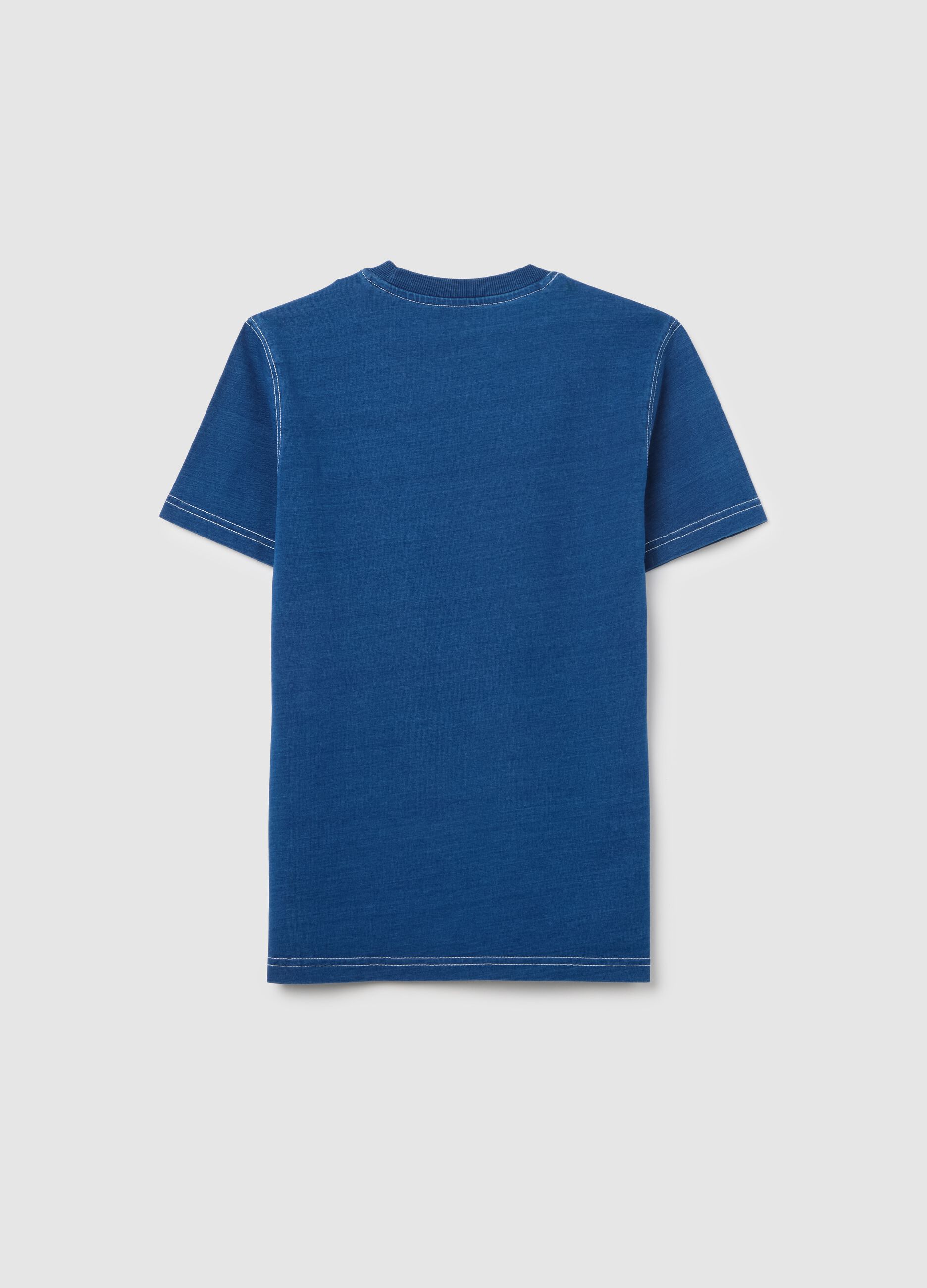 Boys’ blue over-fit T-shirt with pocket in 100% cotton