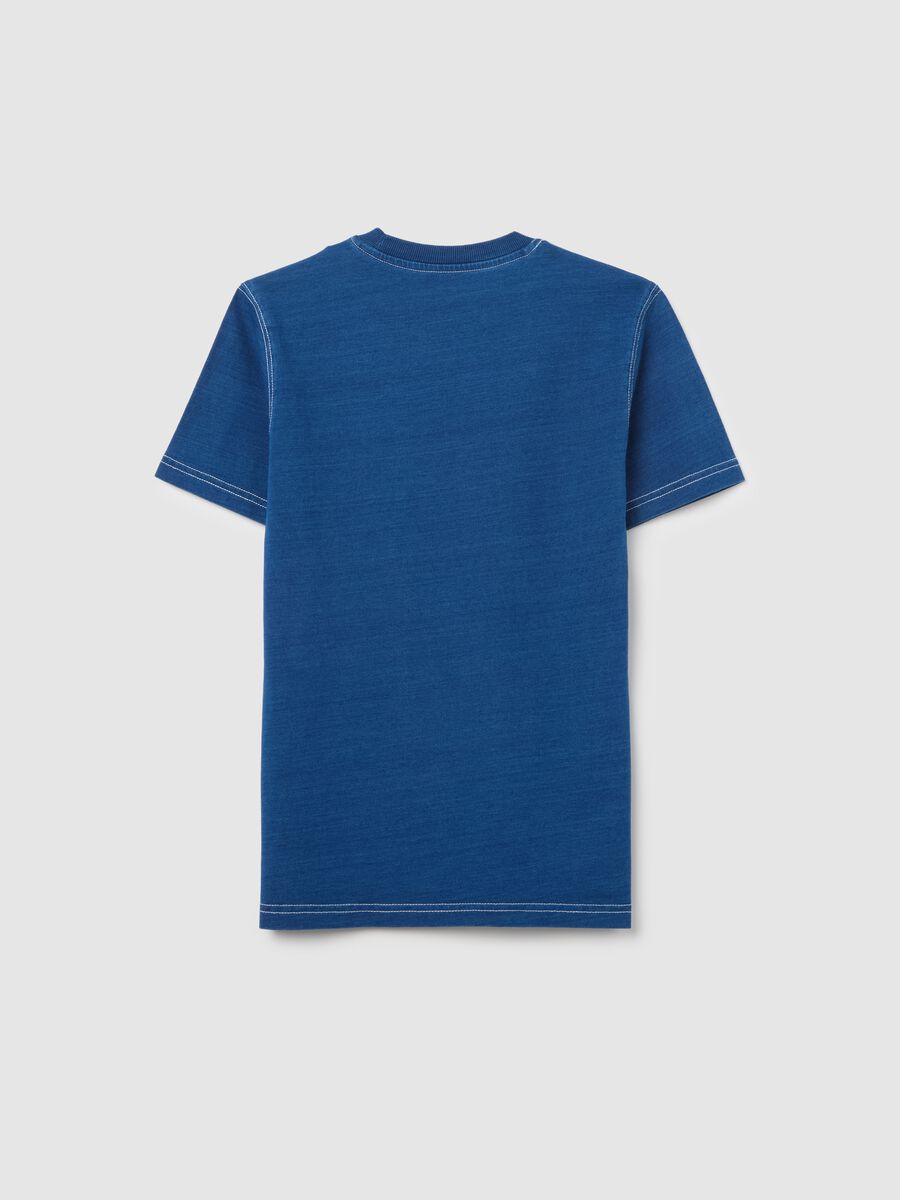 T-shirt da ragazzo in puro cotone blu over fit con tasca_4