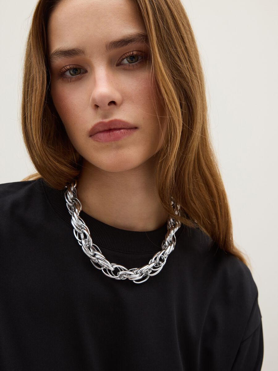 Collana a catena grigia_0