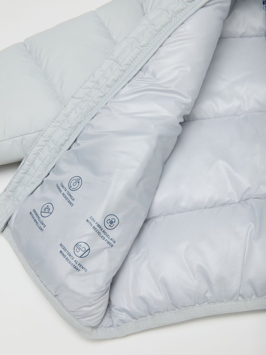 Piumino The Iconic Puffer grigio chiaro da bambino con cappuccio_5