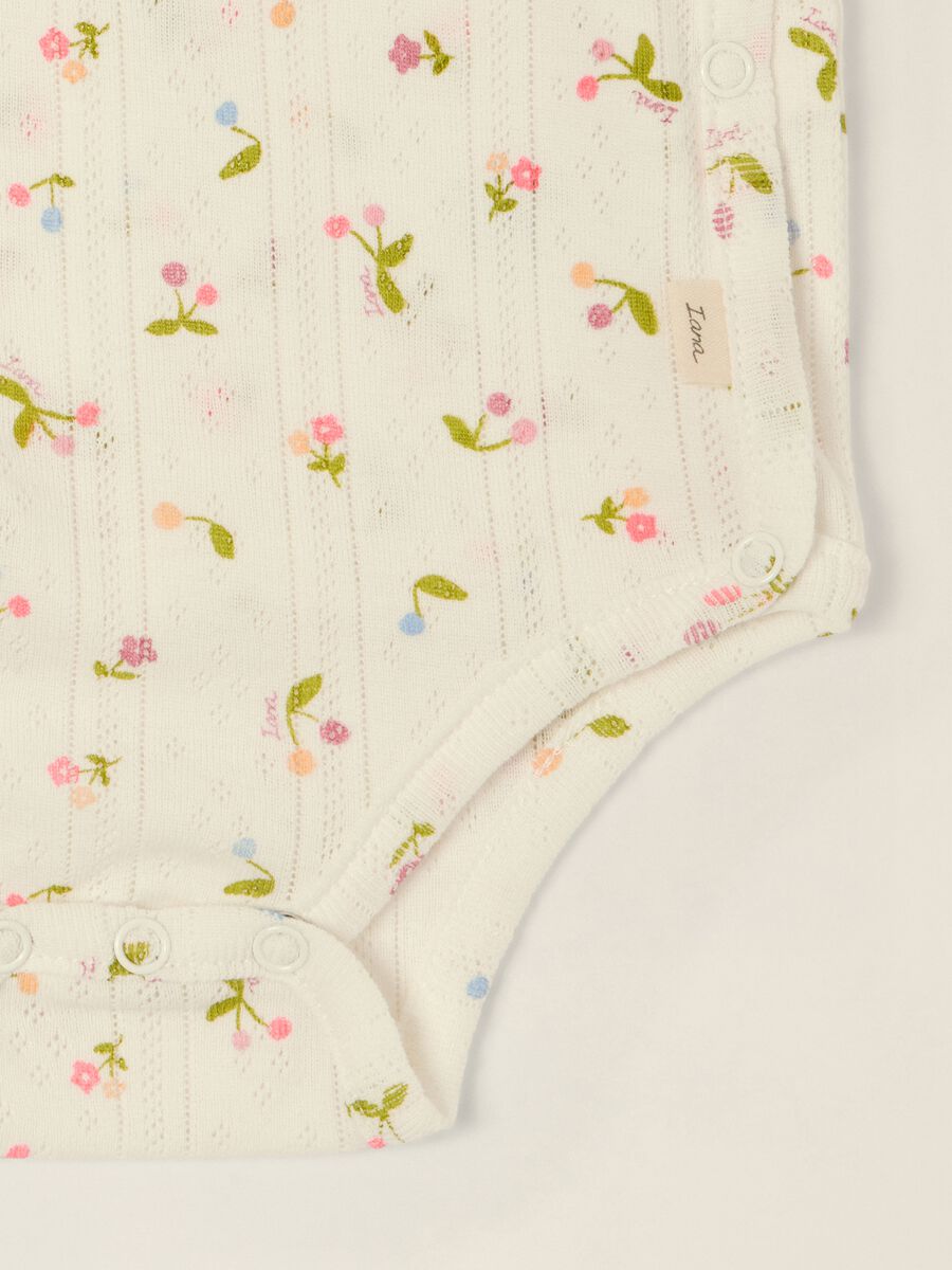 Two-pack of multicolour pure cotton bodysuits_2