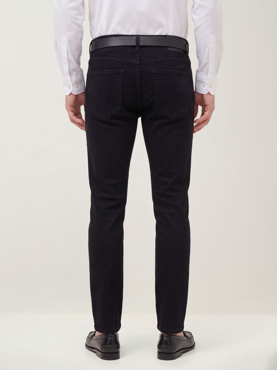 Jeans neri in misto cotone e viscosa slim fit_3