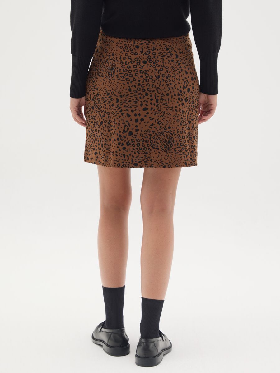 Animal print brown maternity skirt in knitted fabric_3