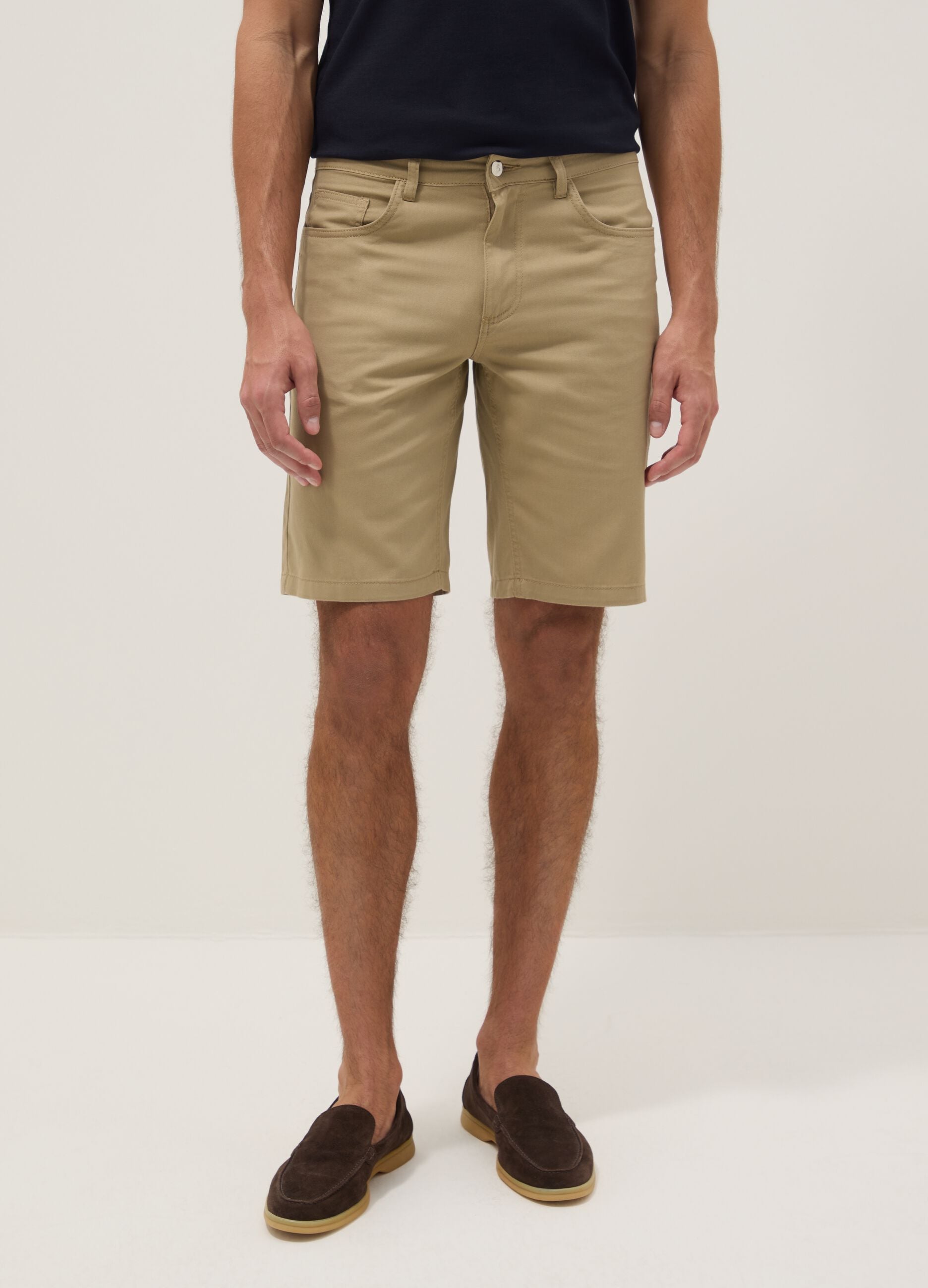 Beige pure cotton regular-fit shorts