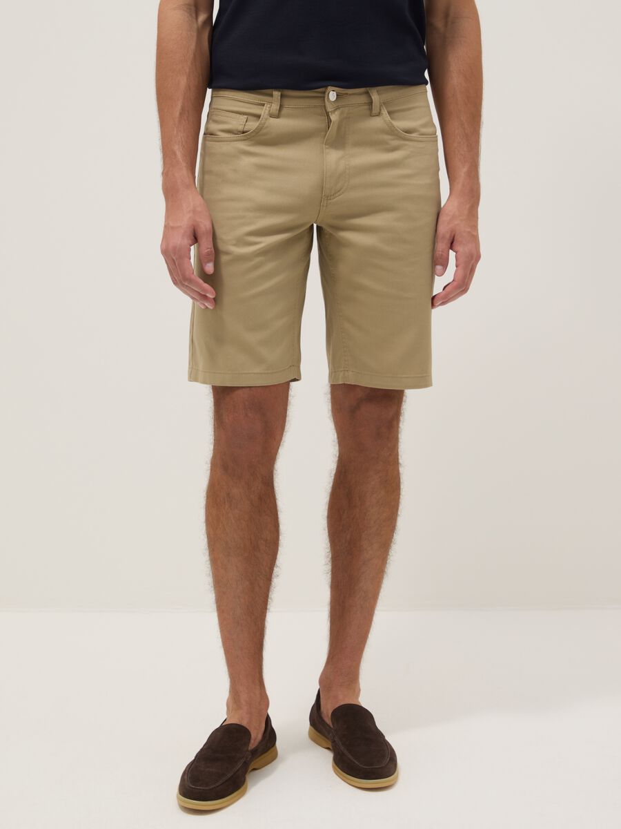Beige pure cotton regular-fit shorts_1