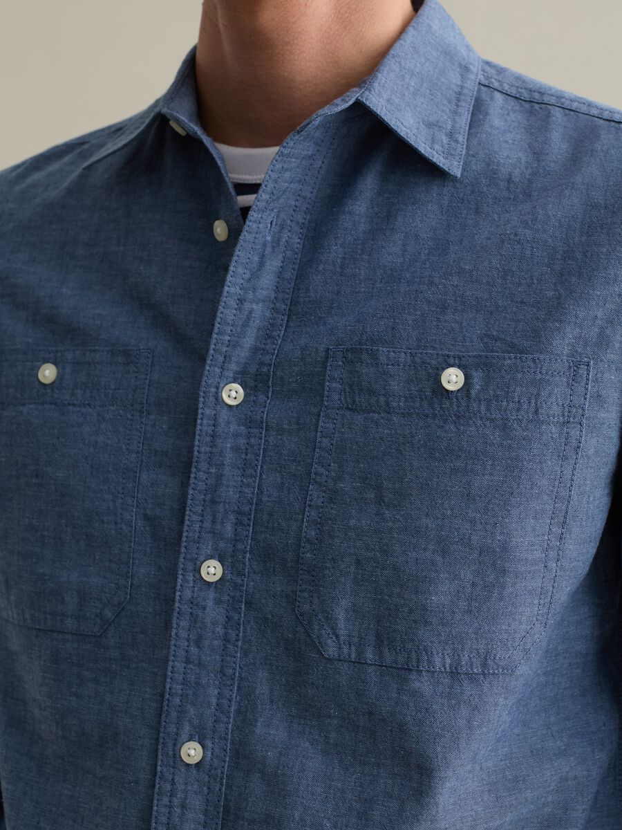Regular-fit shirt in chambray cotton and linen_2