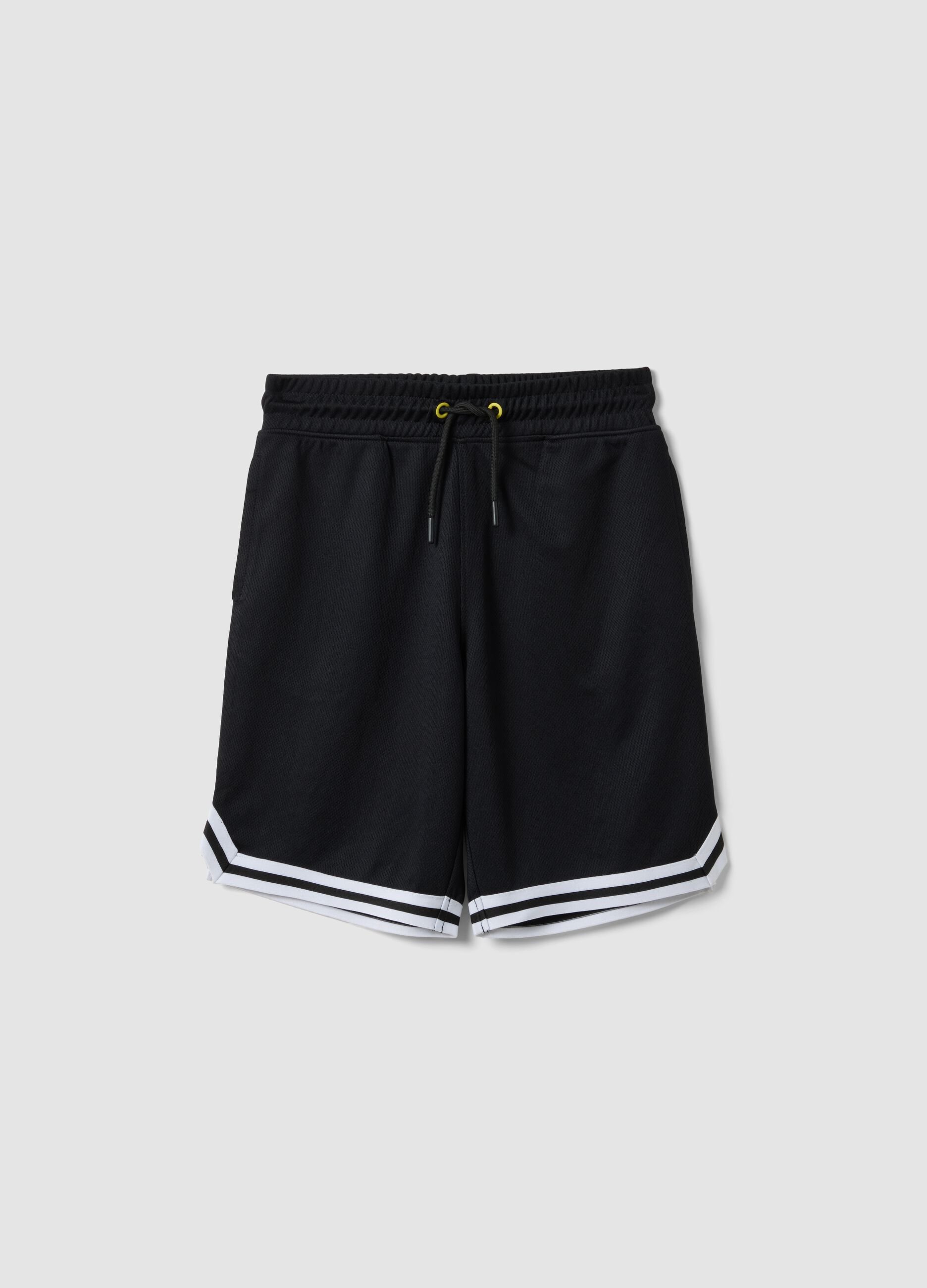 Blue shorts with elasticated waistband and drawstring