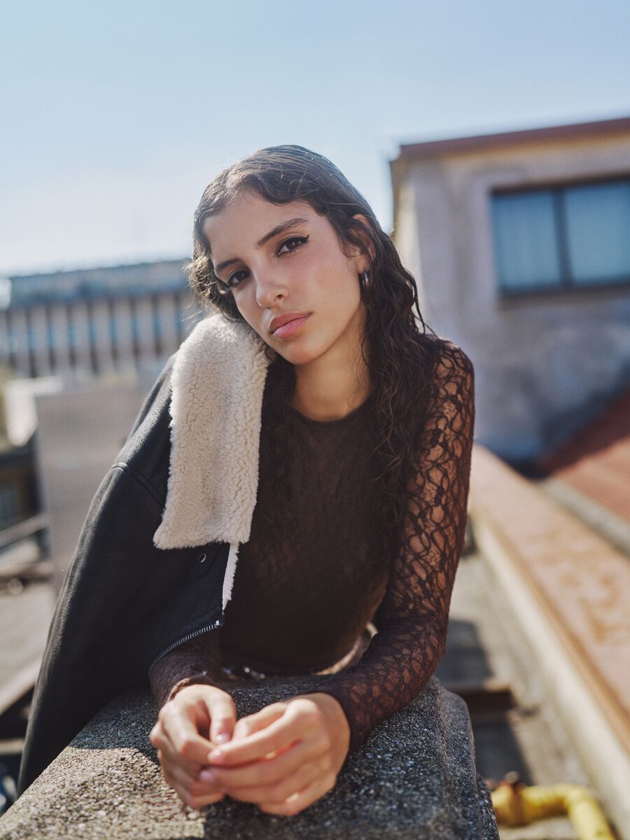 Body marrone in pizzo_0