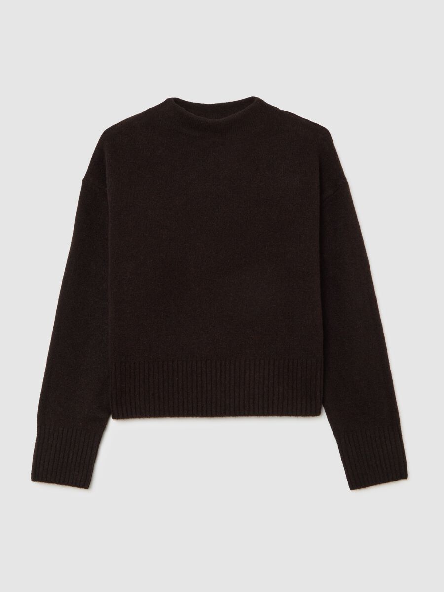 Heavy brown pullover with mock neck_4