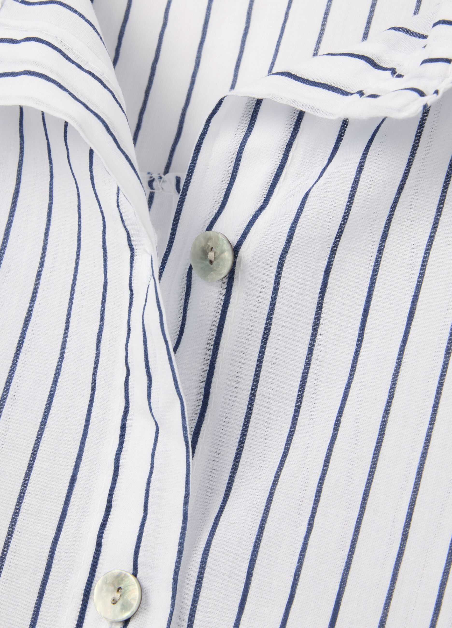 Women's multicolor oversized pure cotton shirt with regular fit