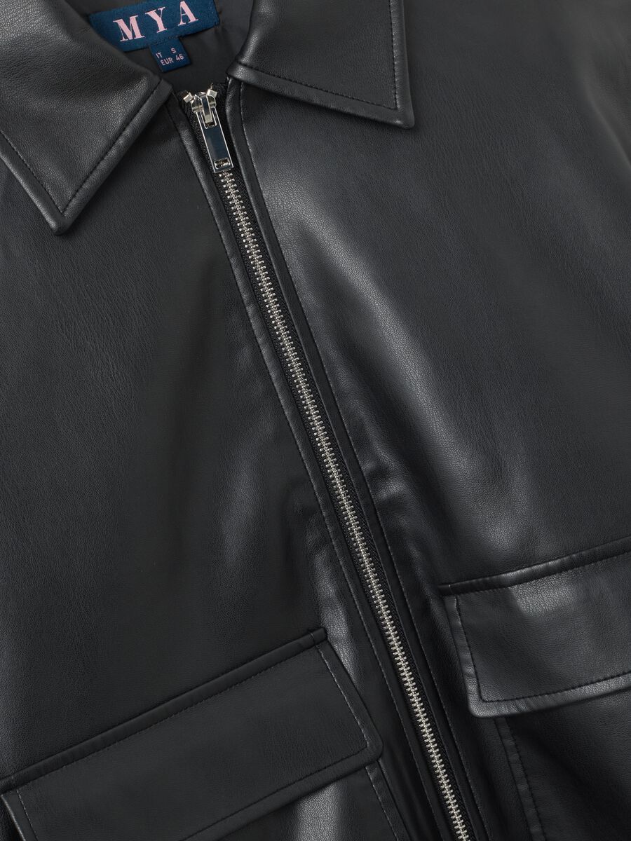 Black regular fit jacket with zip_5
