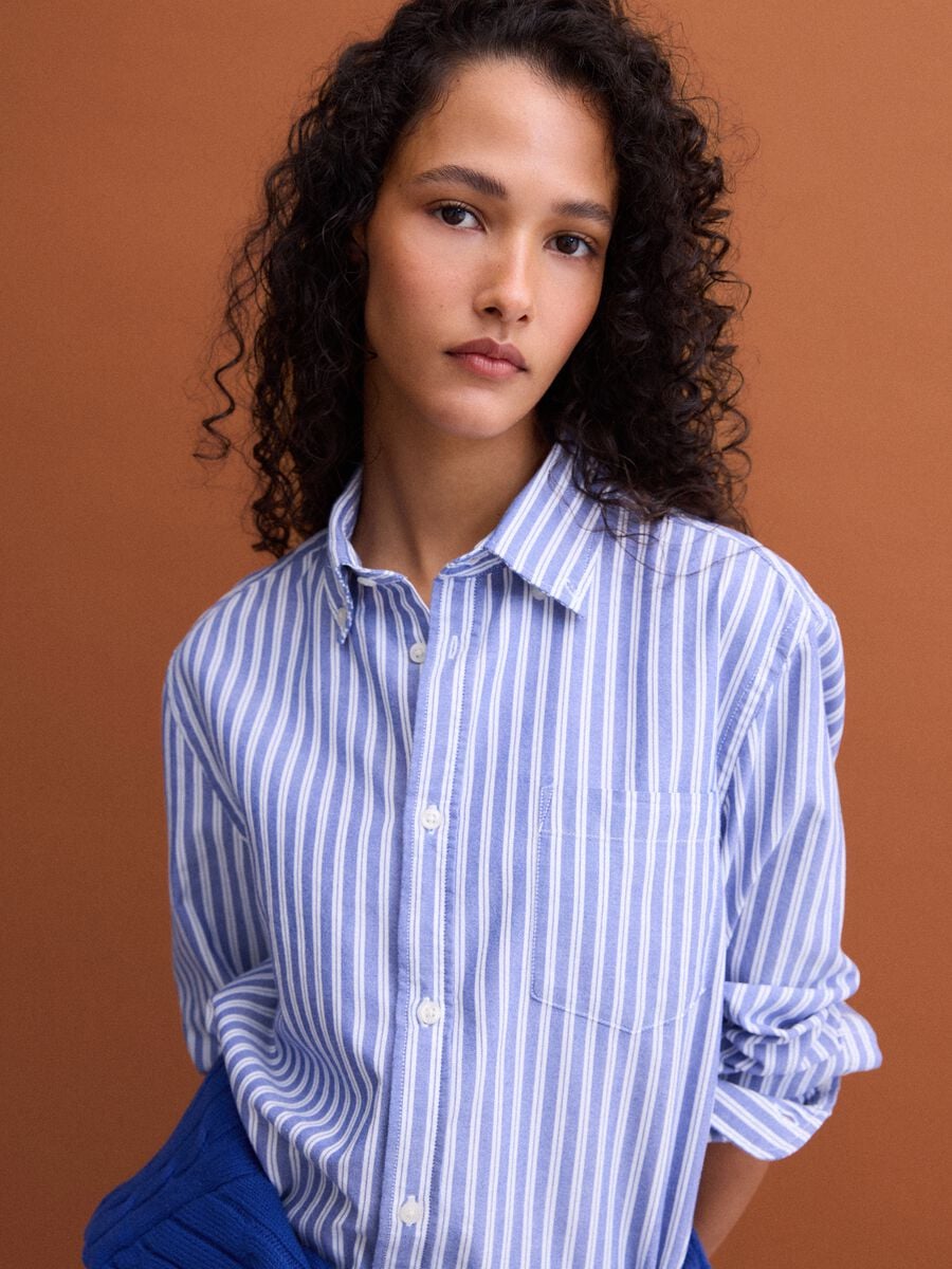 Camicia oxford azzurra a righe in puro cotone regular fit_2