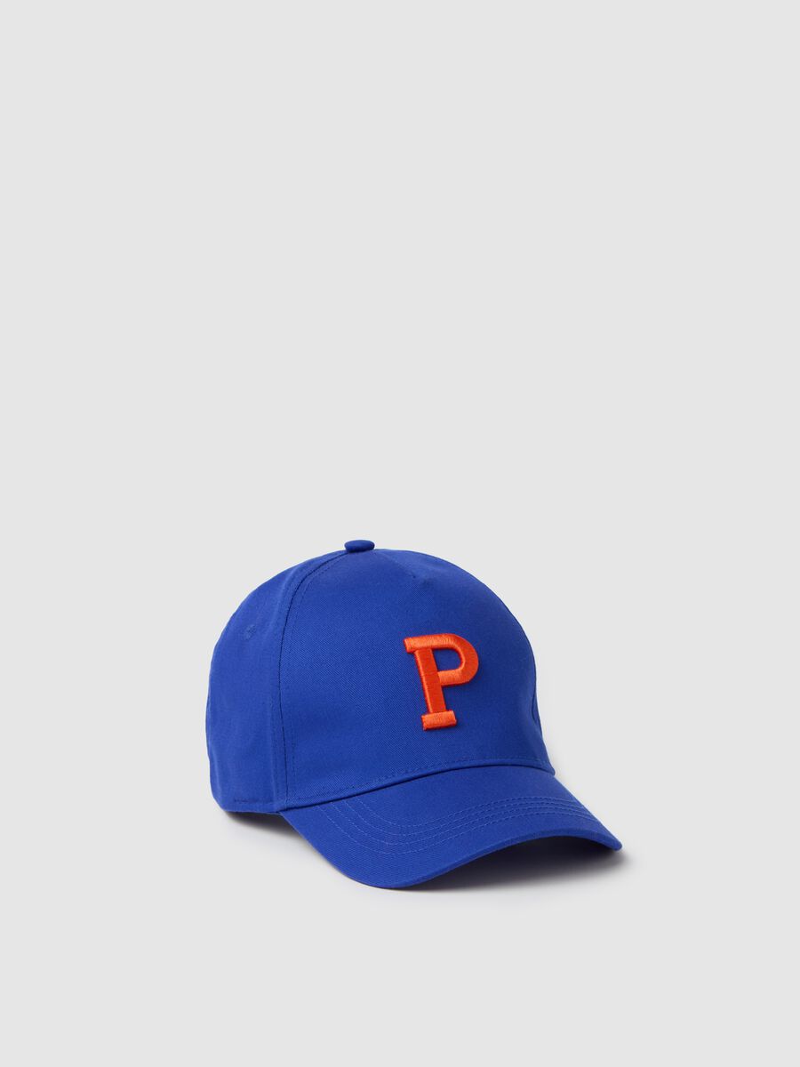 Baseball cap with embroidered logo_0