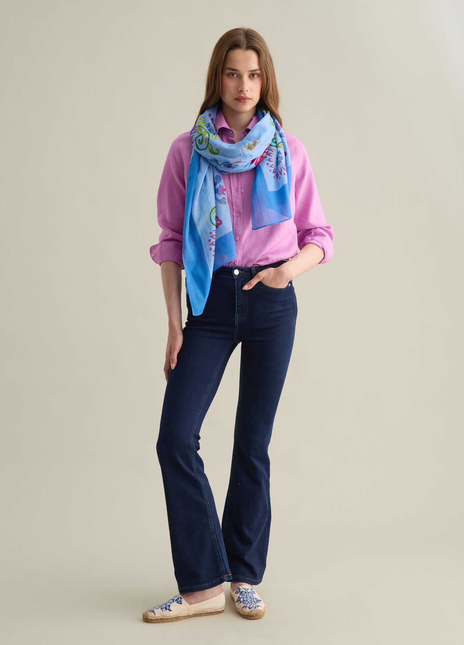 Light blue cotton scarf with pattern