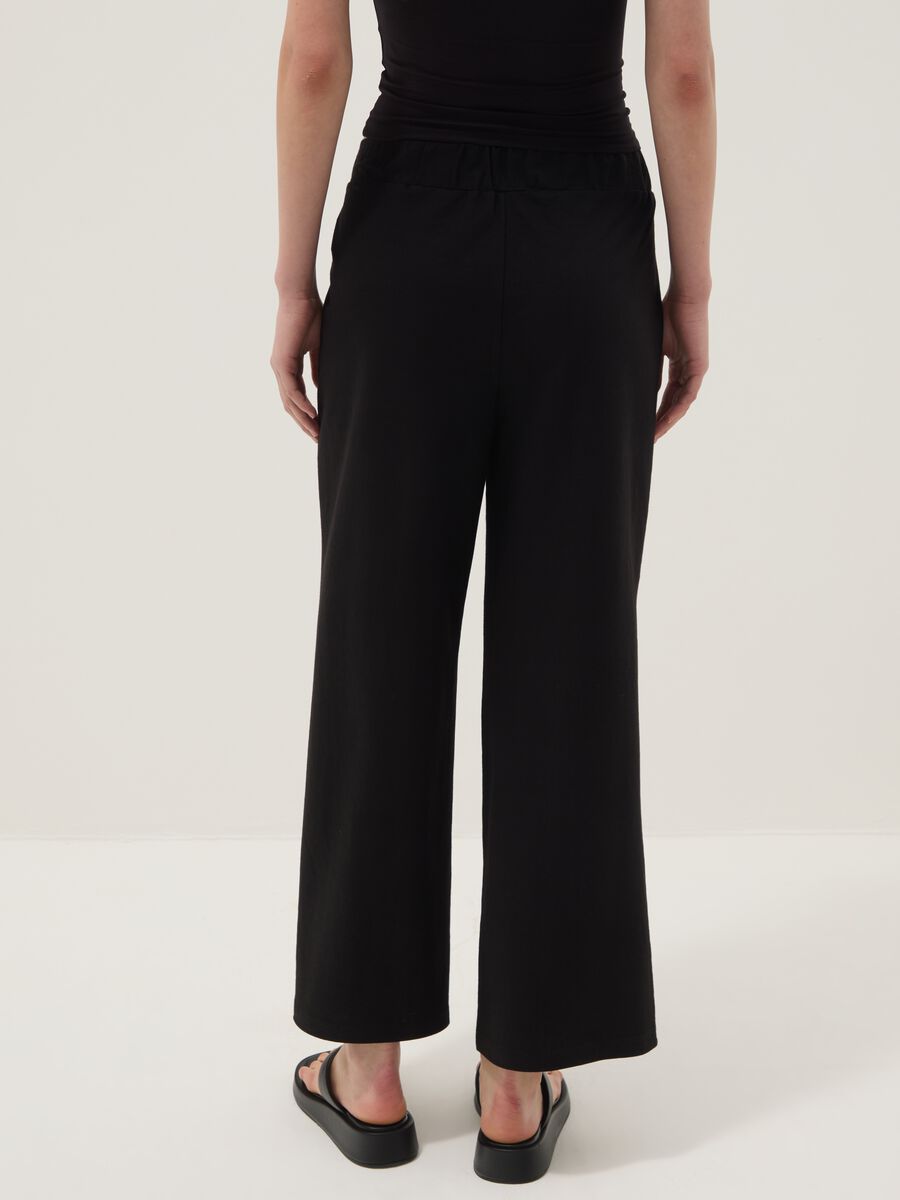 Pantaloni culotte neri in misto viscosa_3