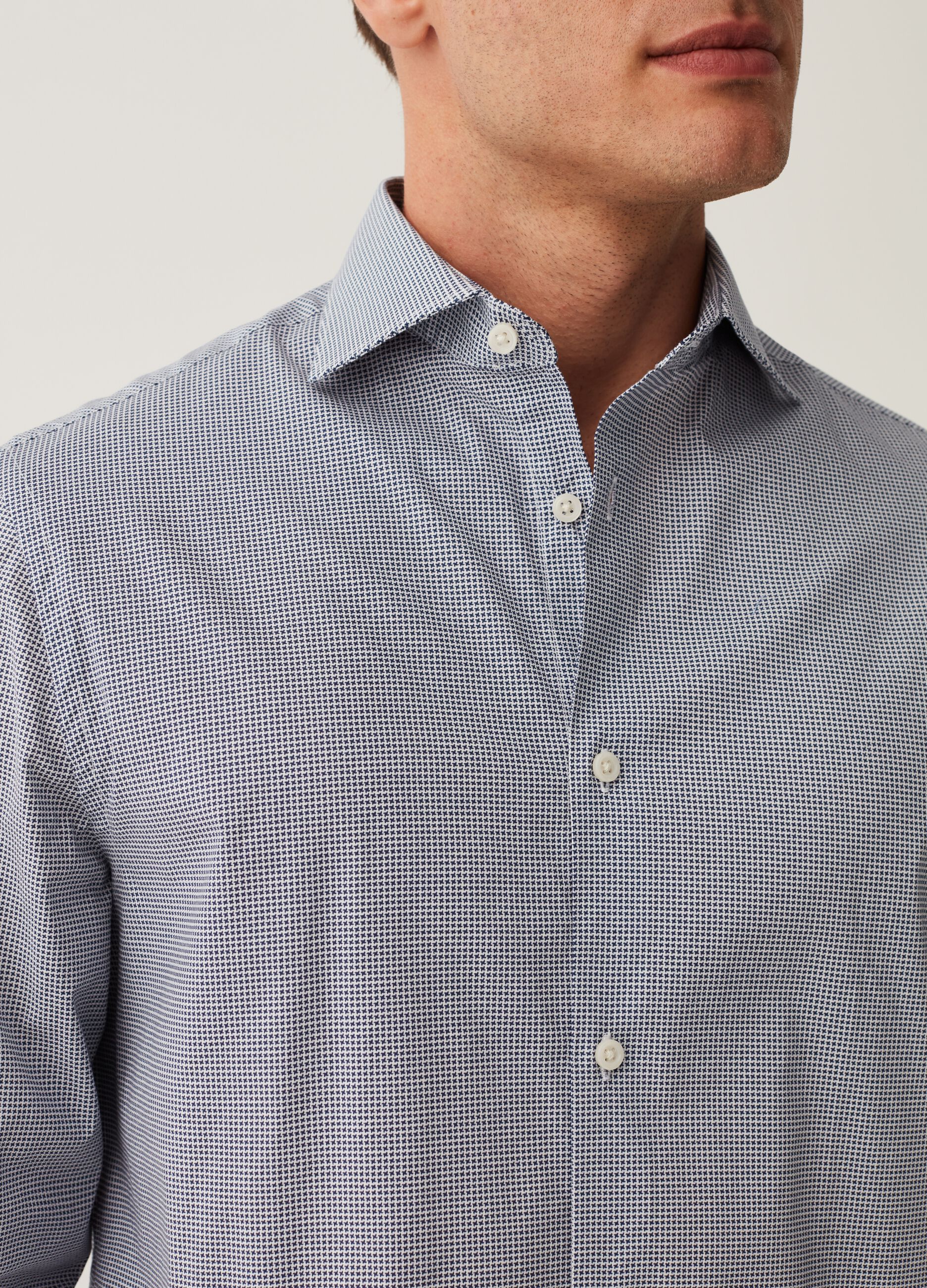 Camicia regular fit con micro fantasia_3