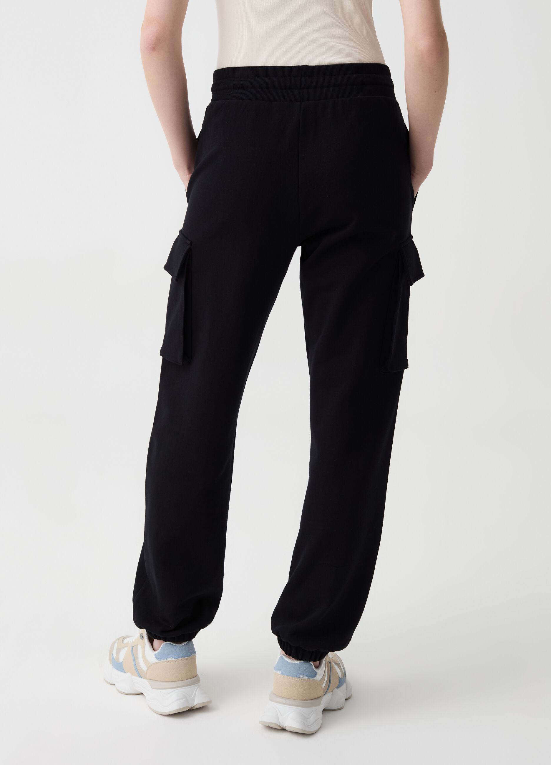 Cargo joggers in fleece with drawstring