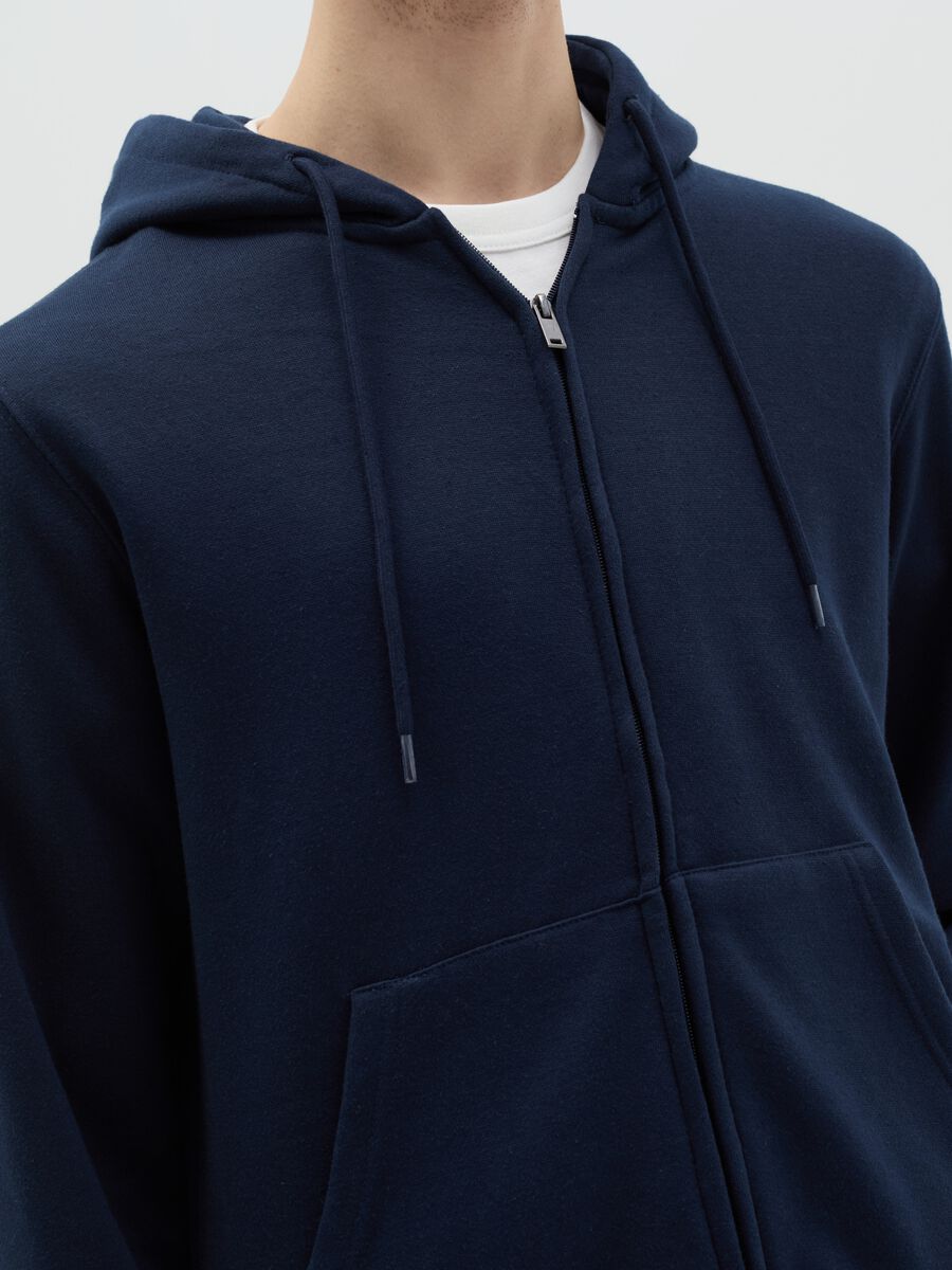 Essential full-zip sweatshirt with hood_2