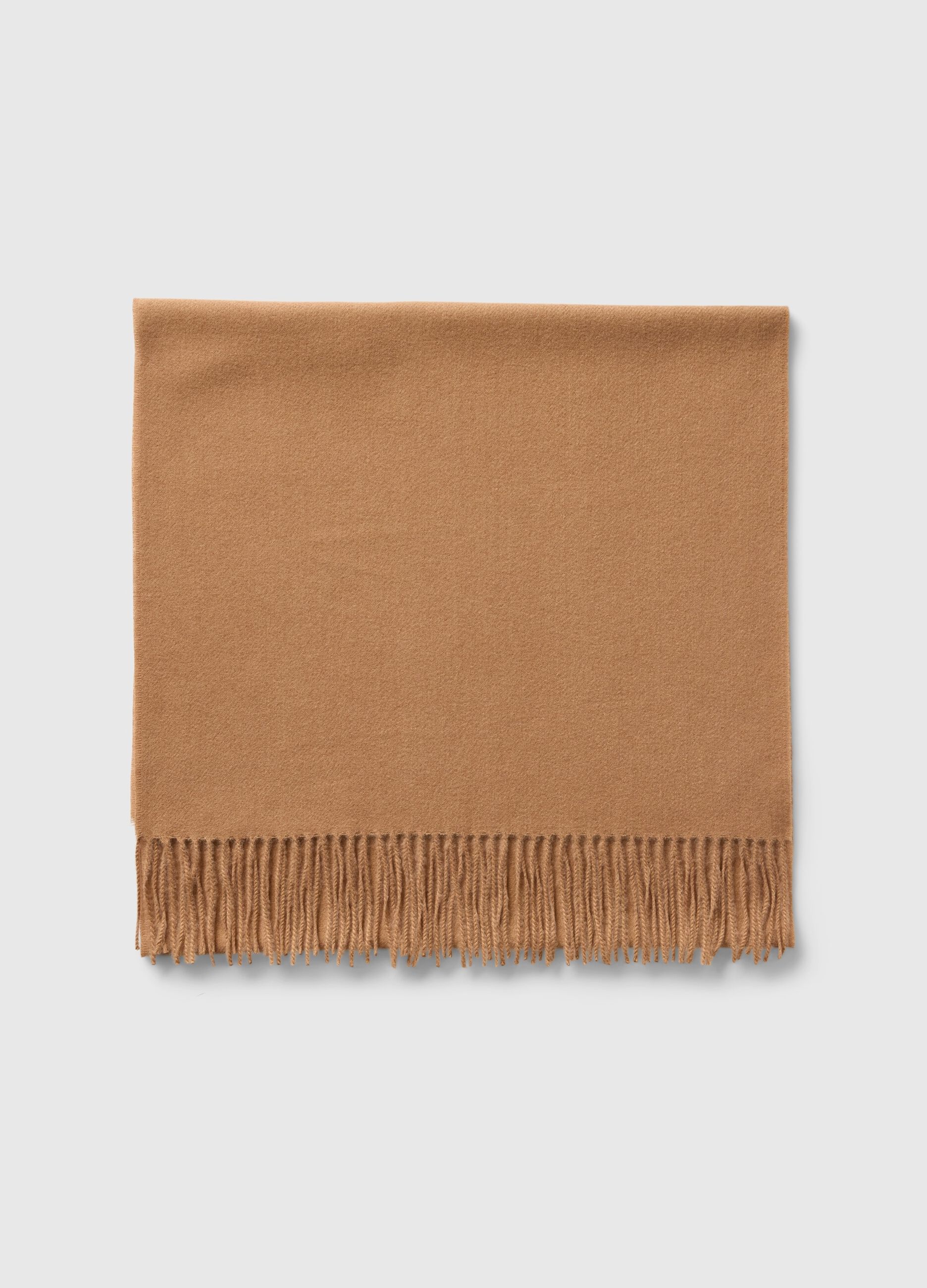 Scarf in wool and viscose blend with fringing