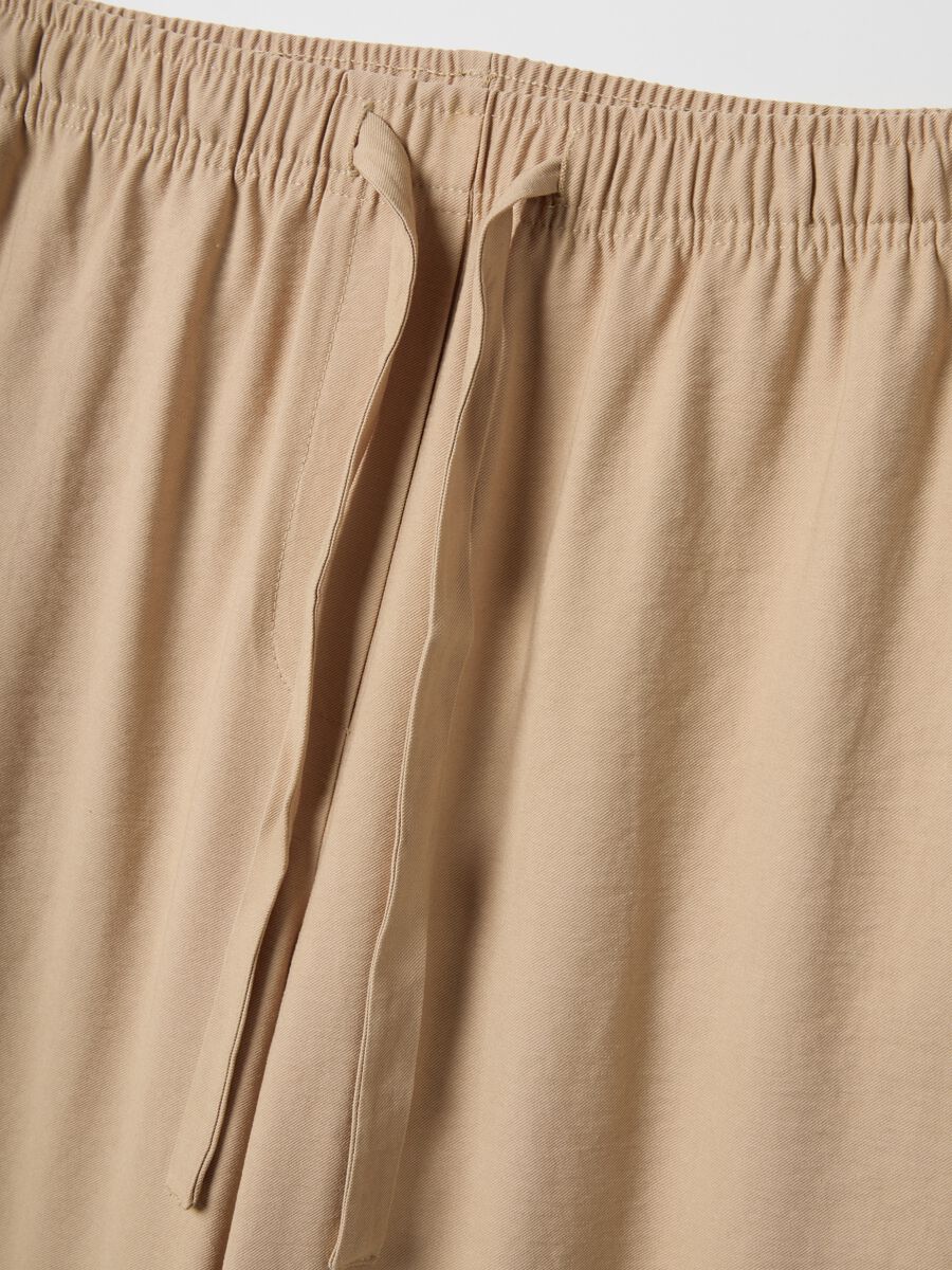 Beige viscose blend trousers with regular fit_5