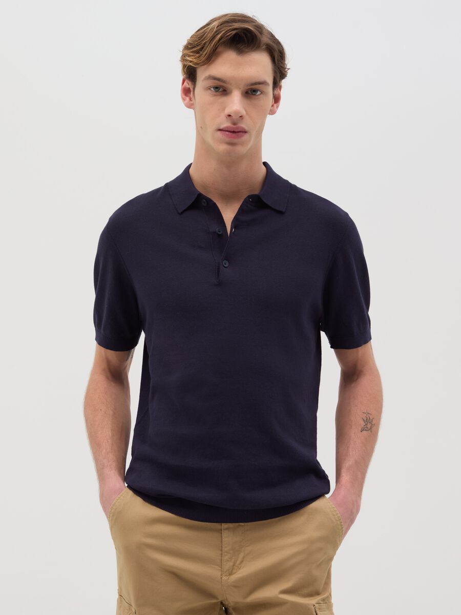 Polo shirt in solid colour cotton_0