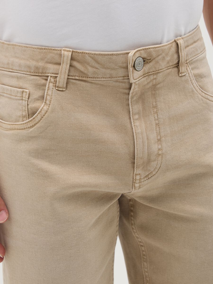 Men's beige denim regular fit shorts_2