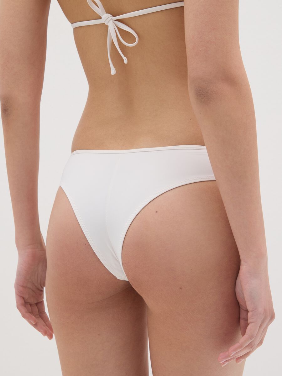 Women’s Brazilian-cut briefs in white stretch fabric with sequins_3