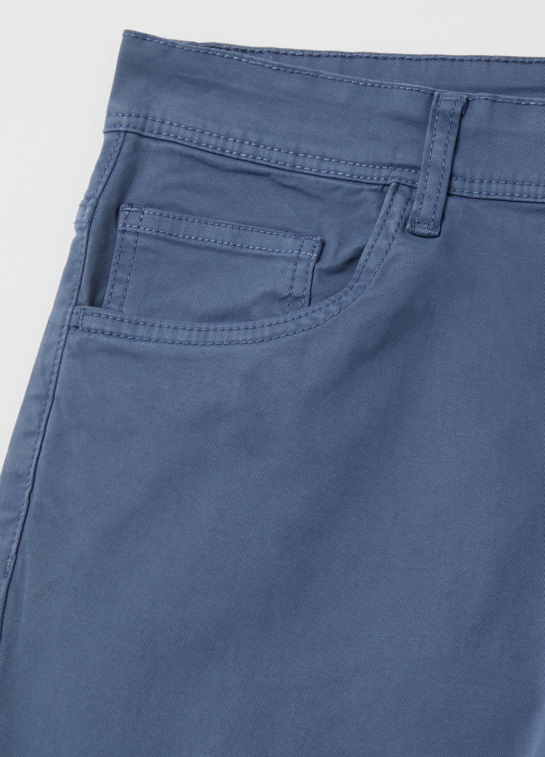 Pantalone slim fit in cotone stretch blu
