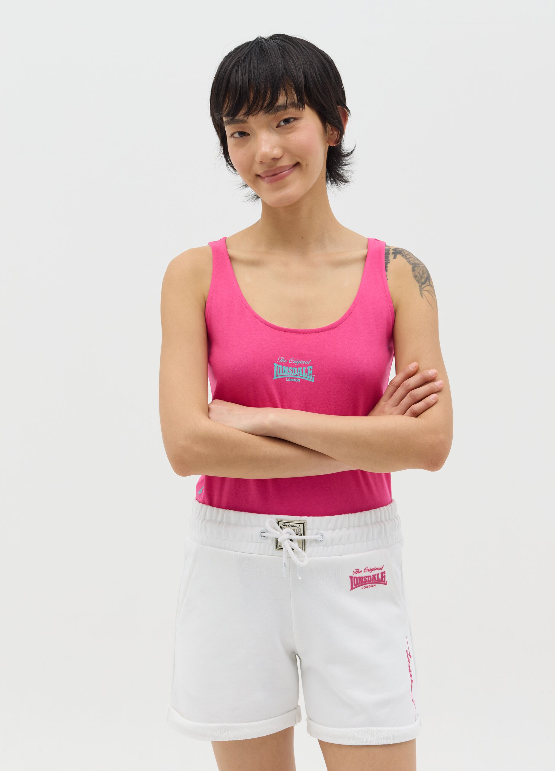 Fuchsia tank top with logo print
