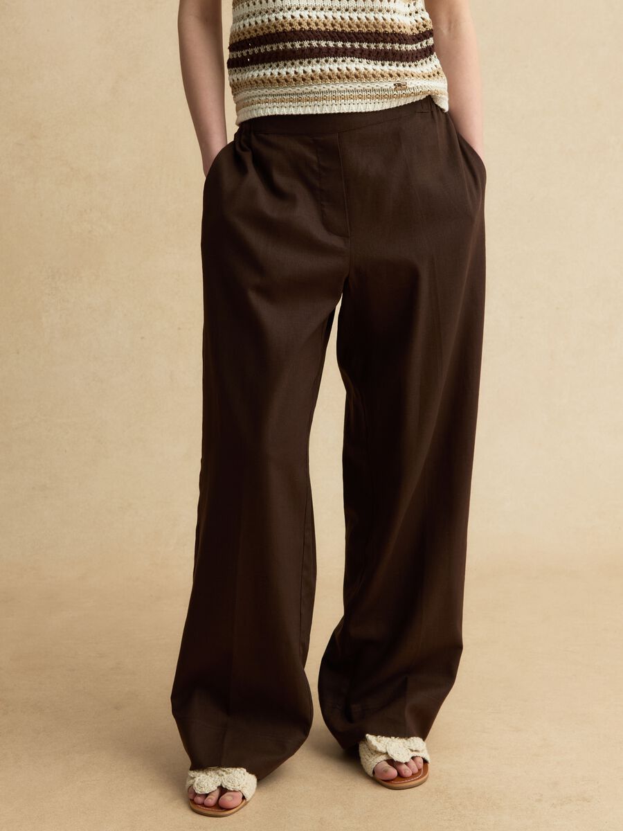 Pantaloni in misto lino e viscosa marroni wide leg_1