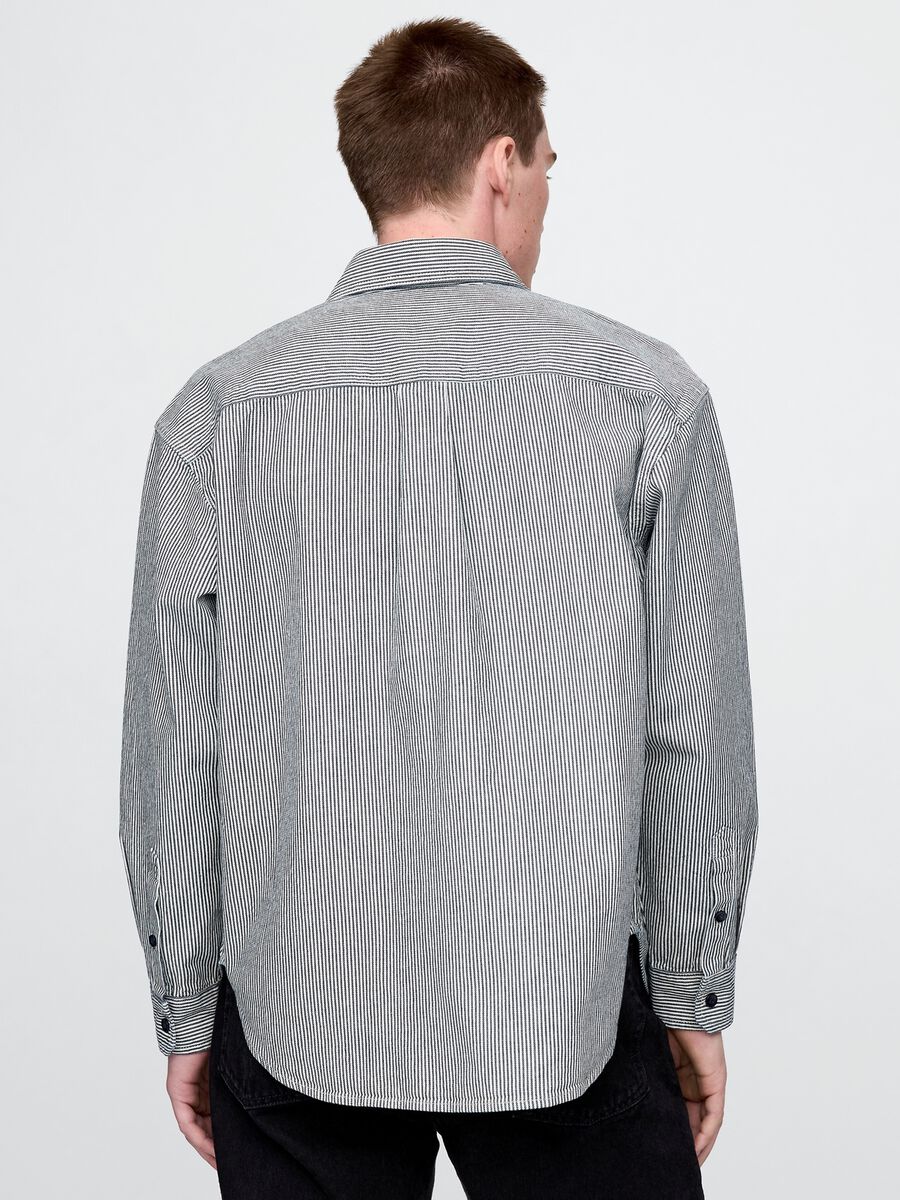 Black and Grey Striped Shirt_2