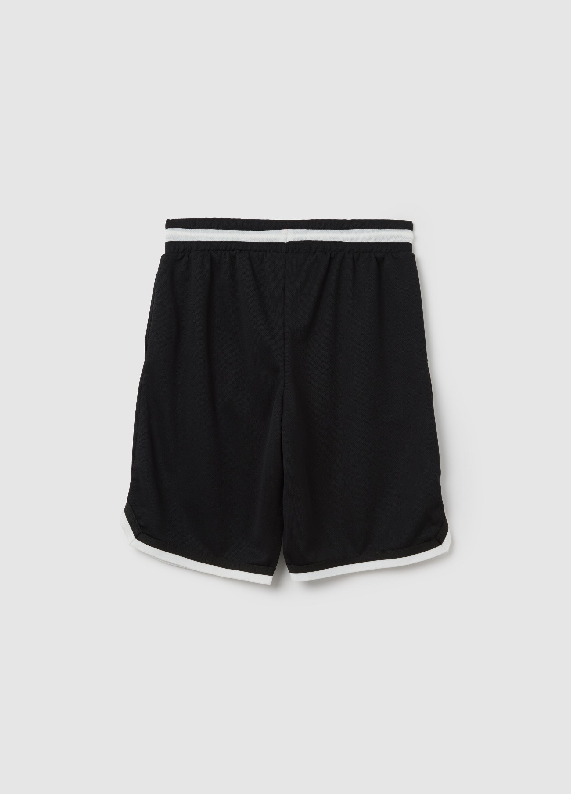 Boys’ shorts in multicoloured fabric with regular fit