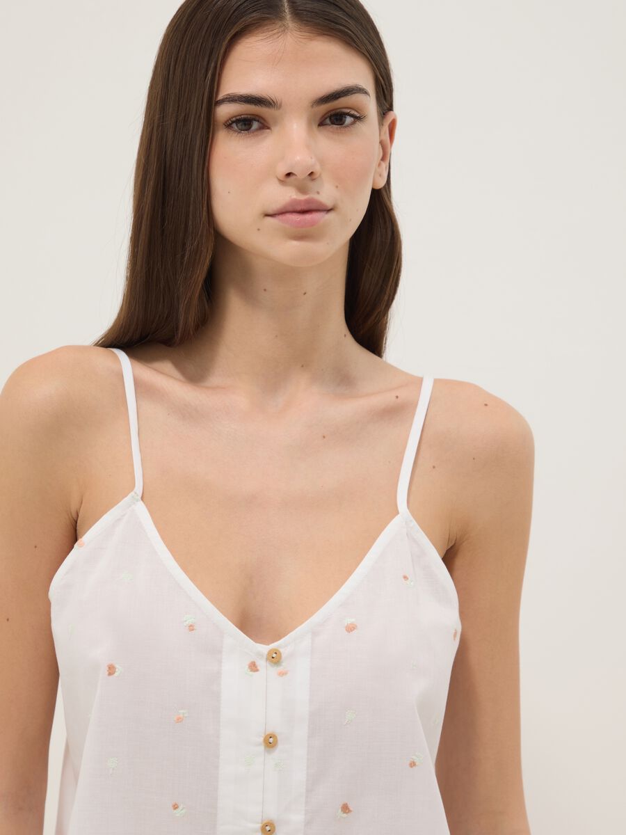White organic cotton pyjamas with camisole top and shorts_3