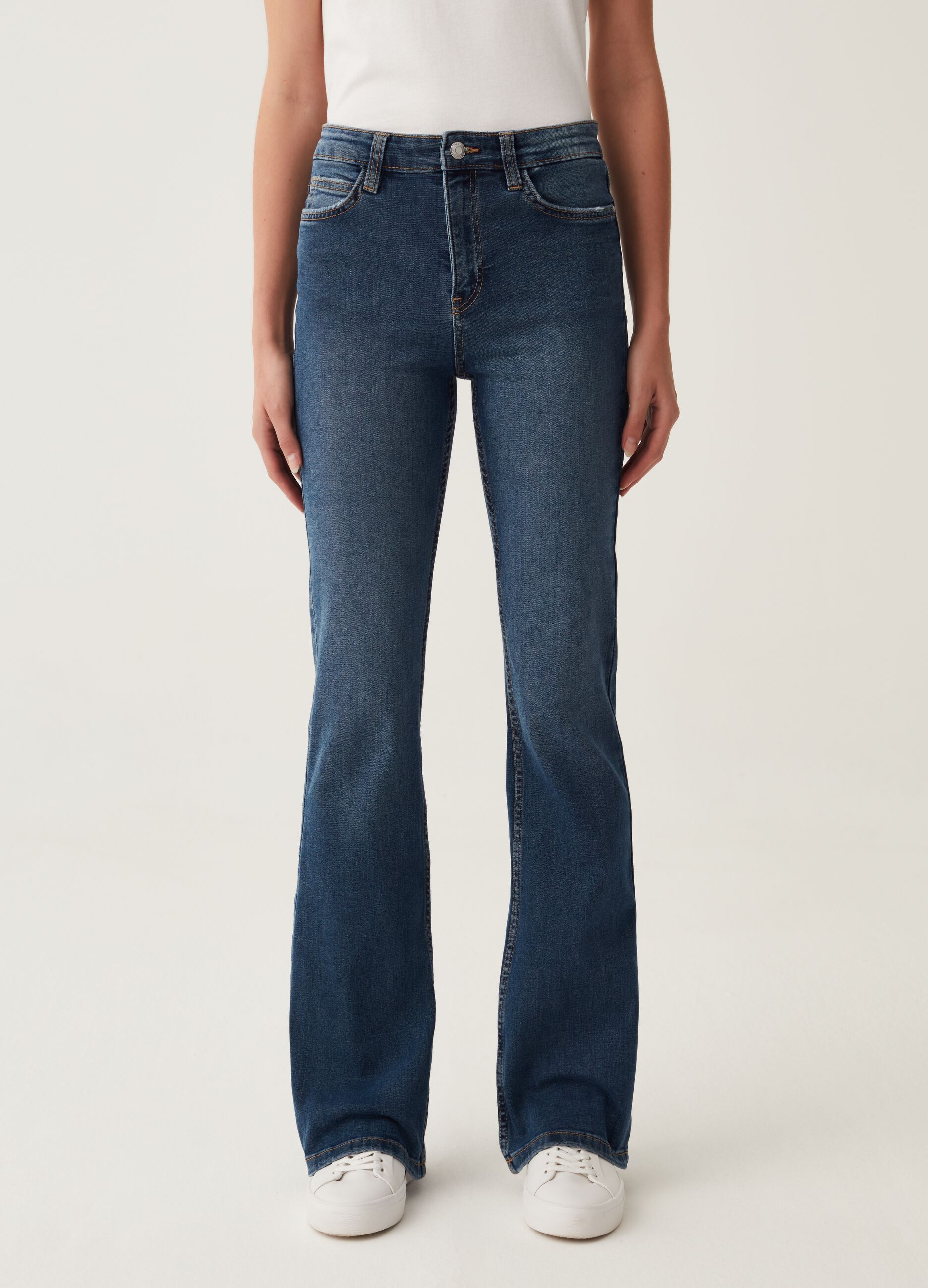 Jeans flare fit a vita alta con scoloriture_1