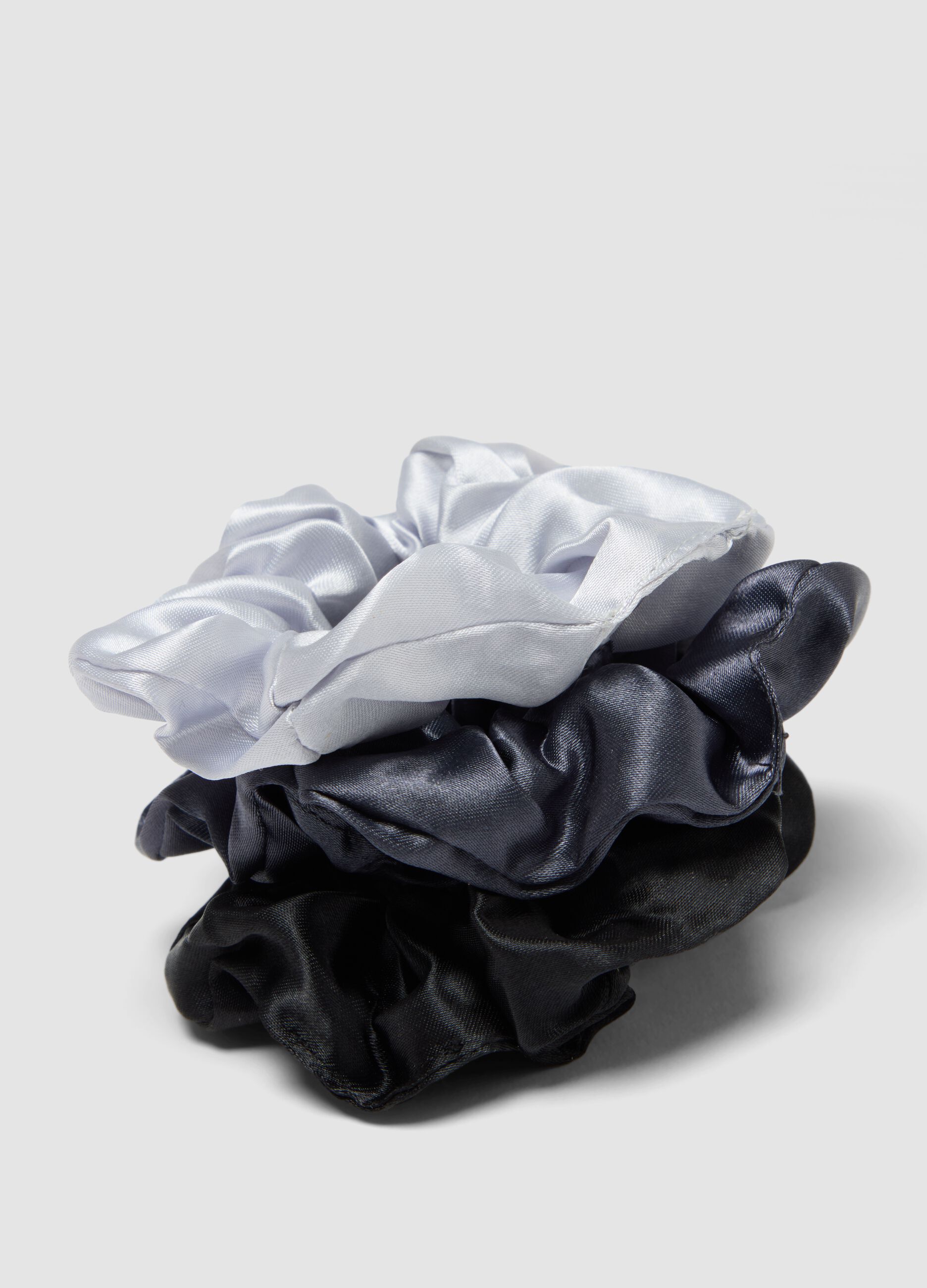 SINCERELY HAIR Medium satin scrunchies 3-pack Black & Grey