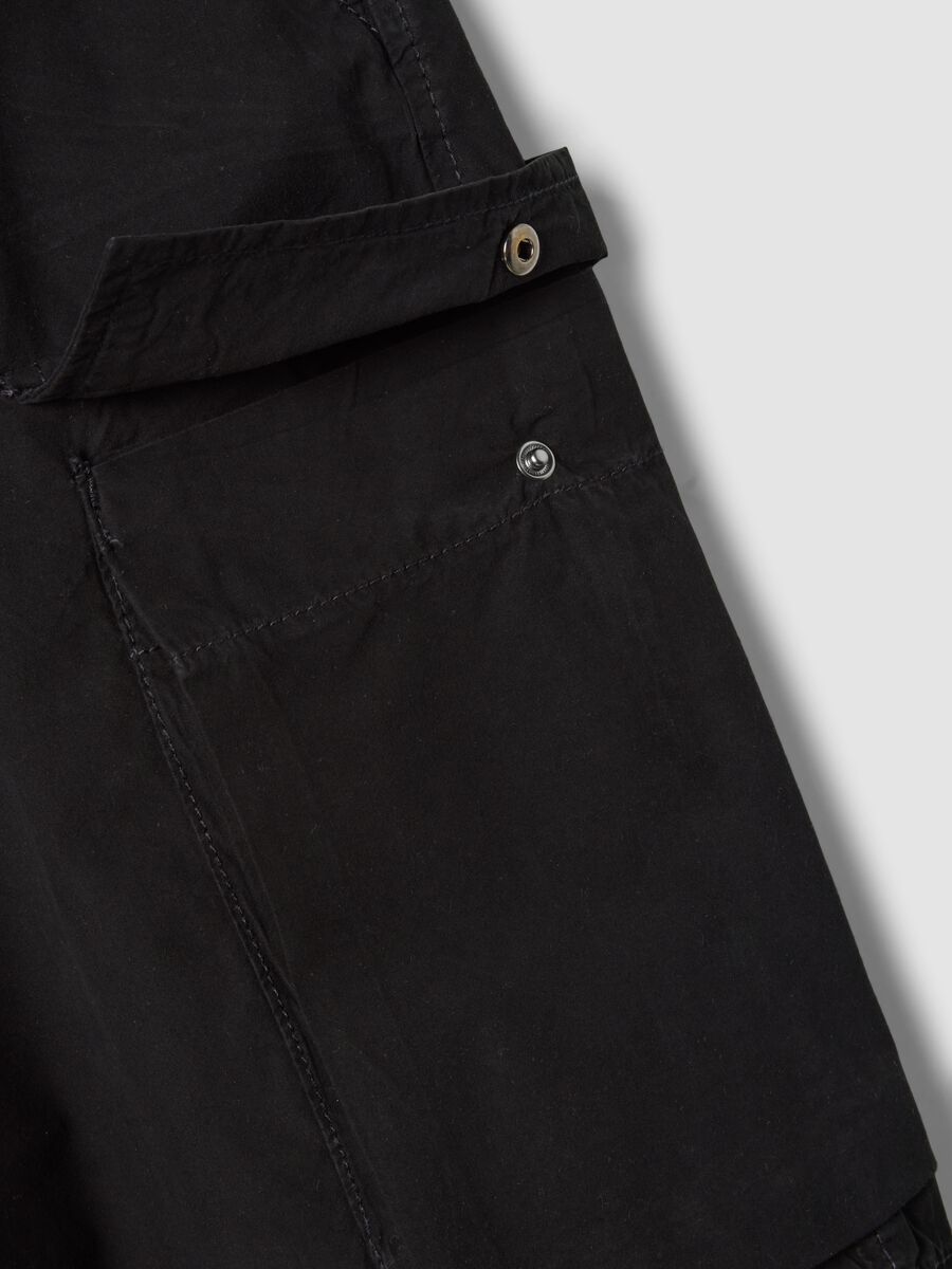 Black cotton cargo Bermuda shorts &ndash; baggy fit_1
