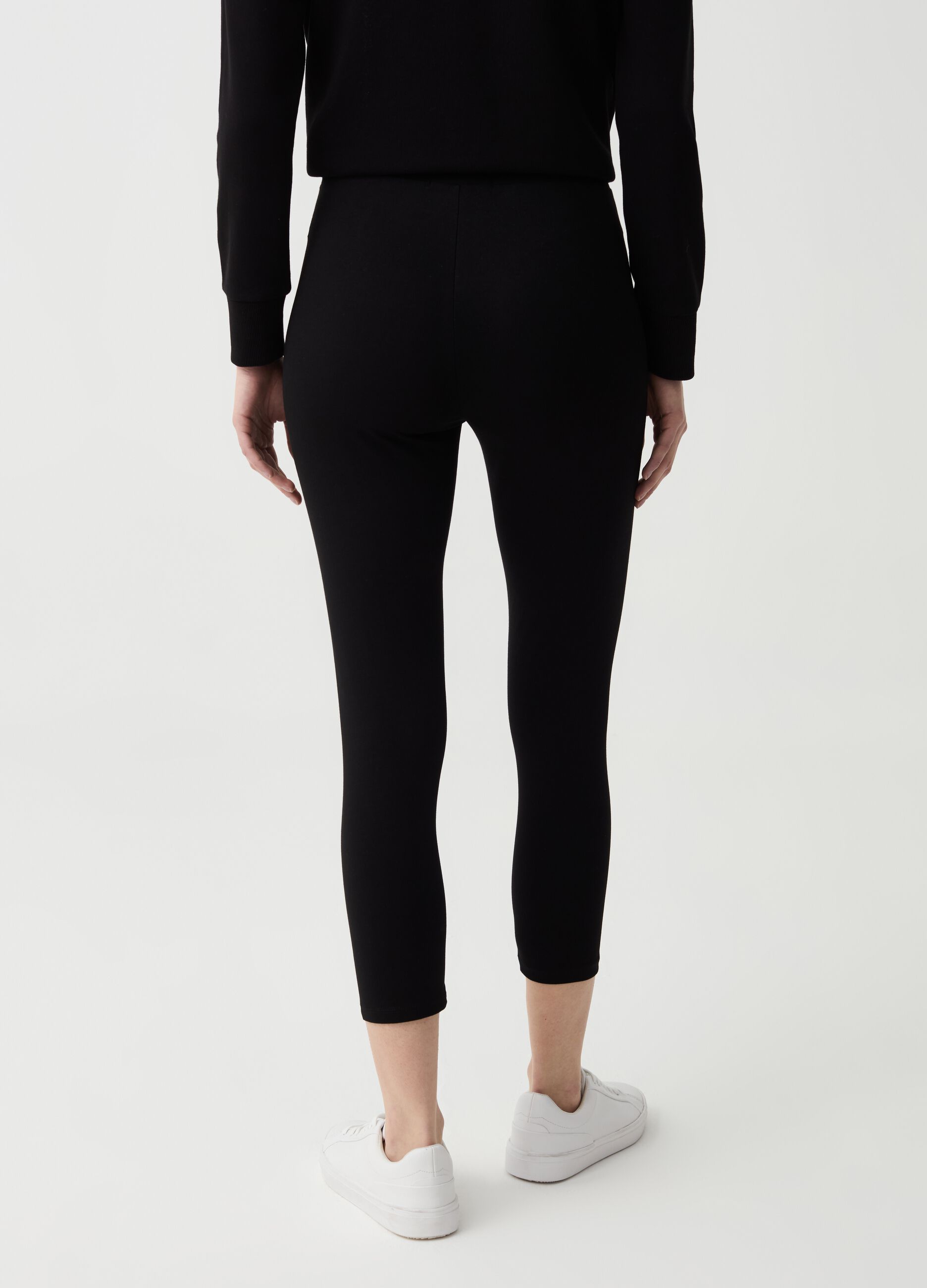 Essential stretch cropped leggings